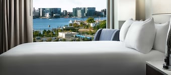 Hilton Boston Logan Airport