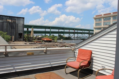 The Constitution Inn